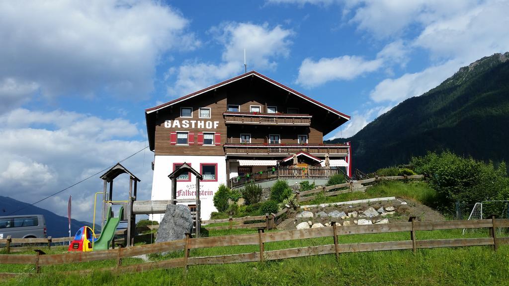 ホテル Gruppen Und Familienhof Falkenstein クリムル エクステリア 写真