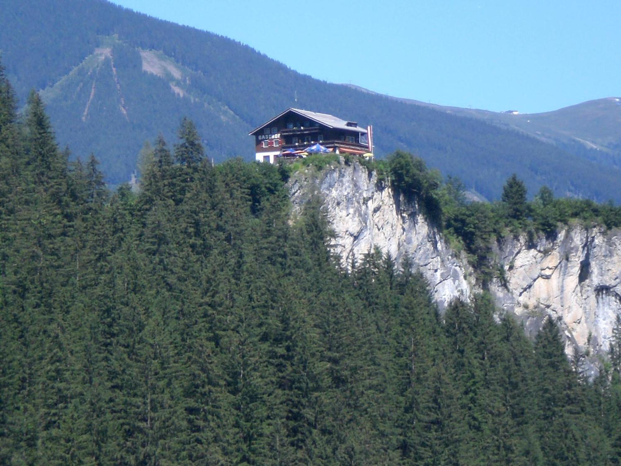 ホテル Gruppen Und Familienhof Falkenstein クリムル エクステリア 写真